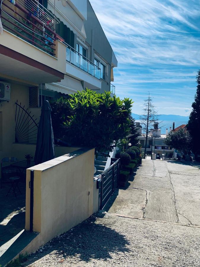 Toulipa Seaside Apartments Kavala Bagian luar foto